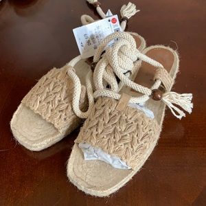 New Zara women’s sandals